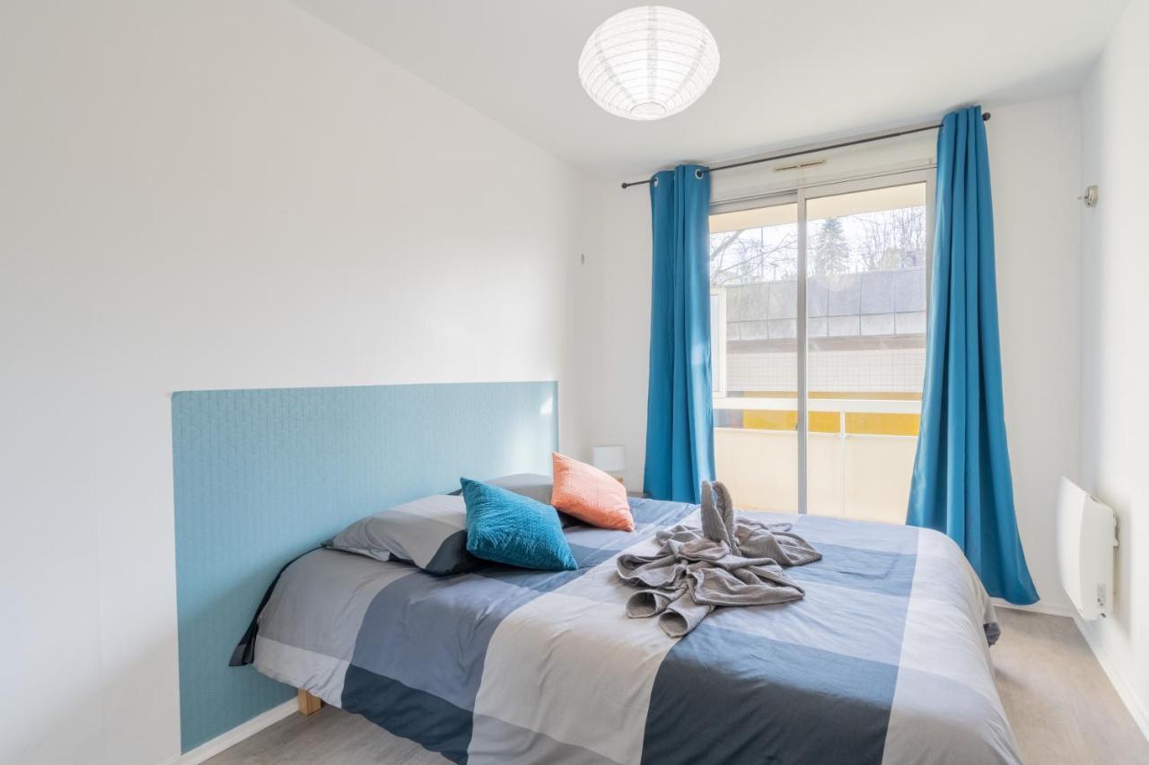 Appart'Hotel Versailles Saint Cyr L'Ecole - Gare Sncf A 100M Et Parking Prive Exterior foto